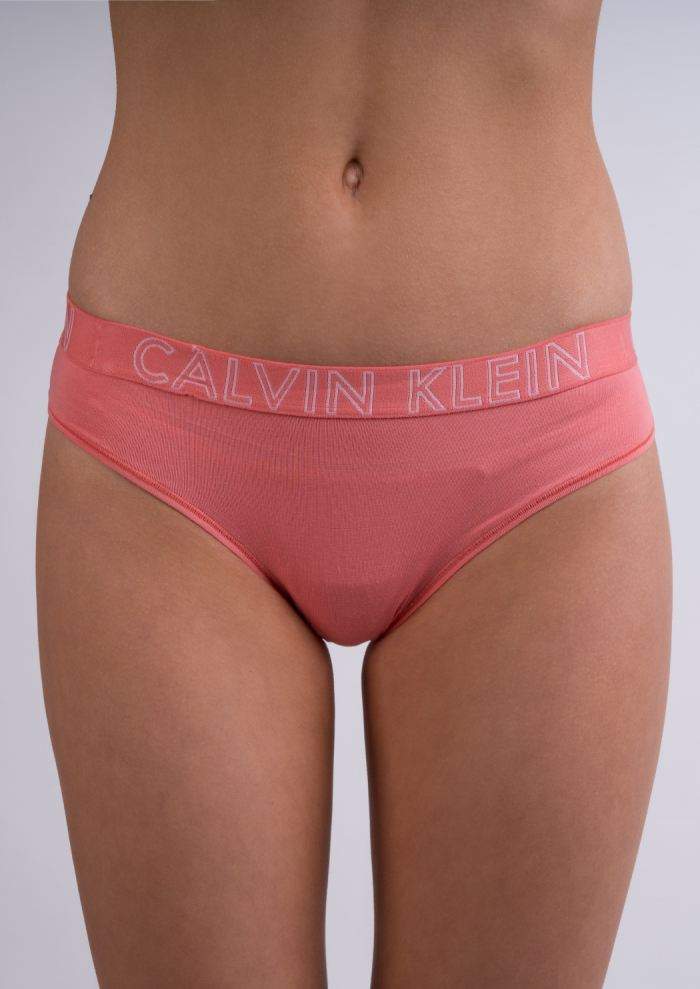 Dámske nohavičky Calvin Klein QD3637 XS Korálová2