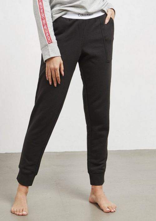 Dámske tepláky Calvin Klein QS5716 XS Čierna